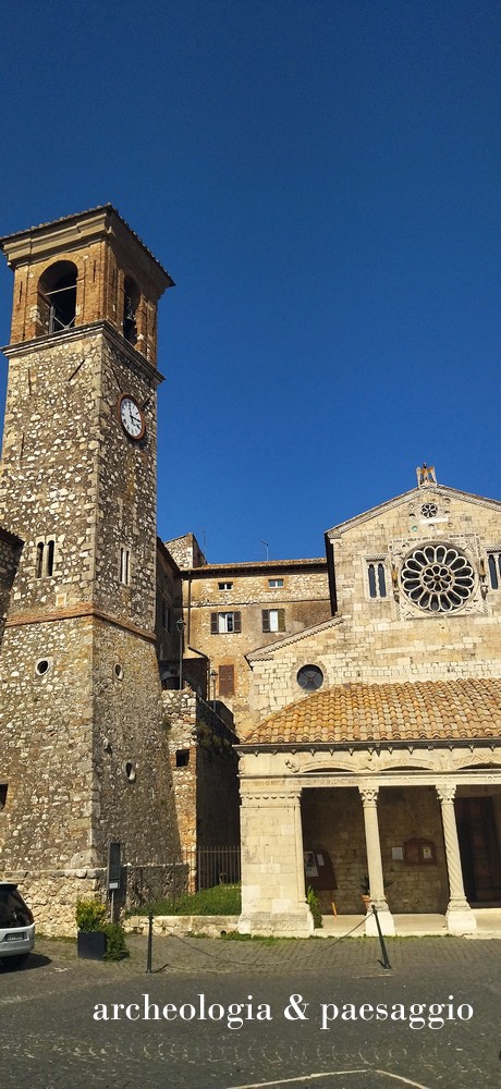 Lugnano in Teverina: tra i borghi più belli d'Italia La Collegiata di Santa Maria Assunta