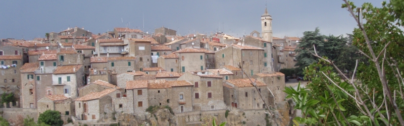Gli affreschi della Chiesa di Santa Susanna a Farnese. 