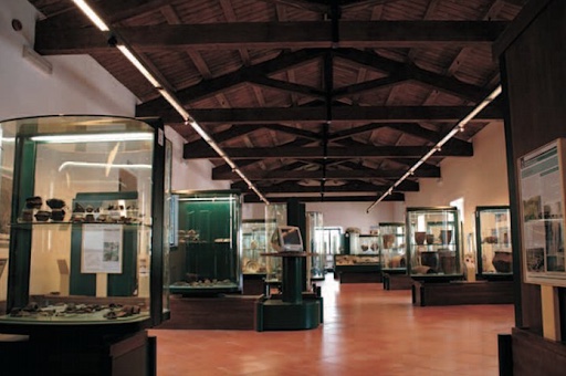 ampia veduta della sala 