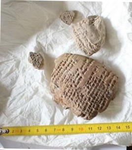 Restituiti all'Iraq gioielli di storia provenienti da traffico illegale.