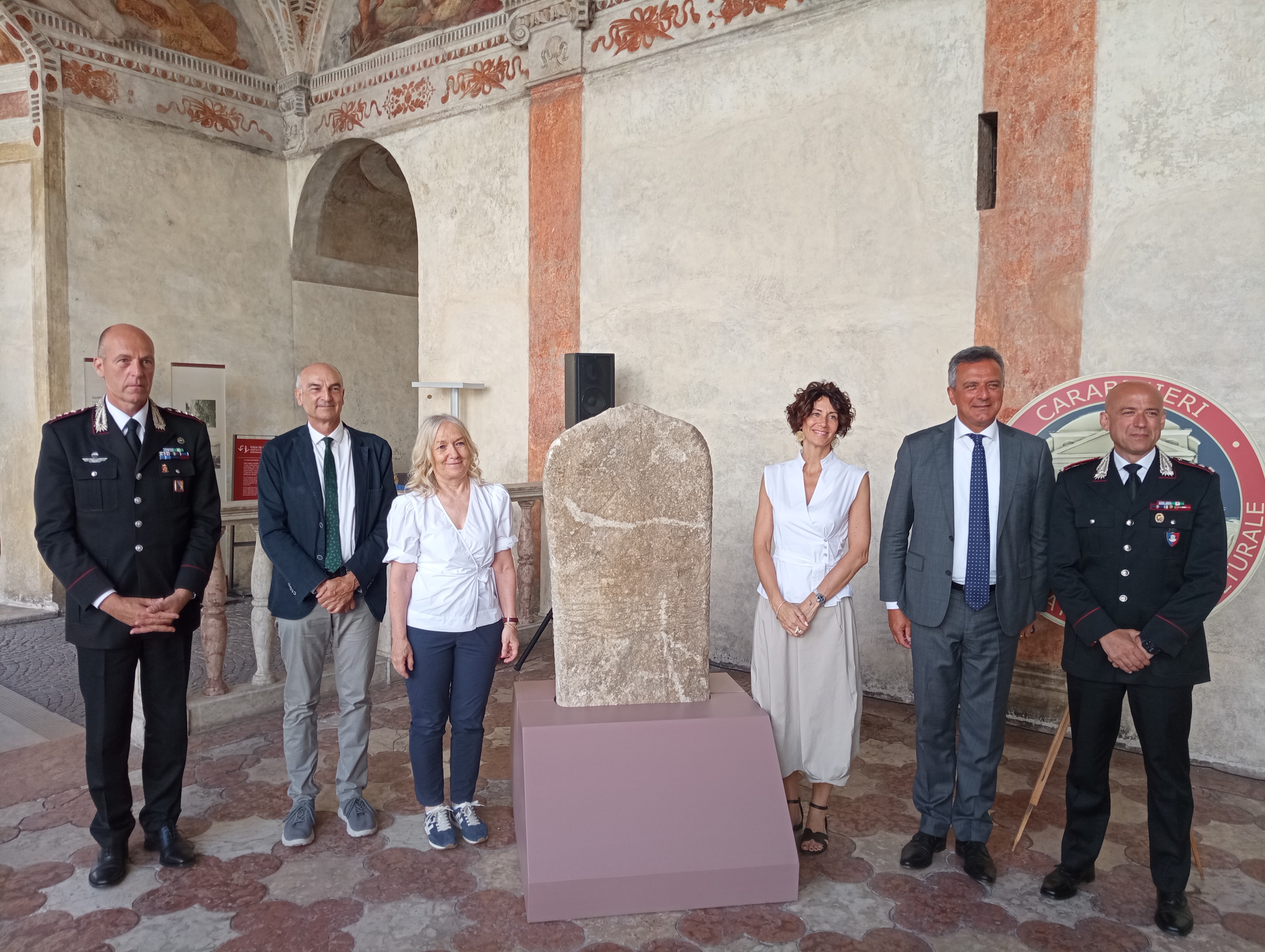   Una Statua Stele del III Millennio a.C arriva a Trento.